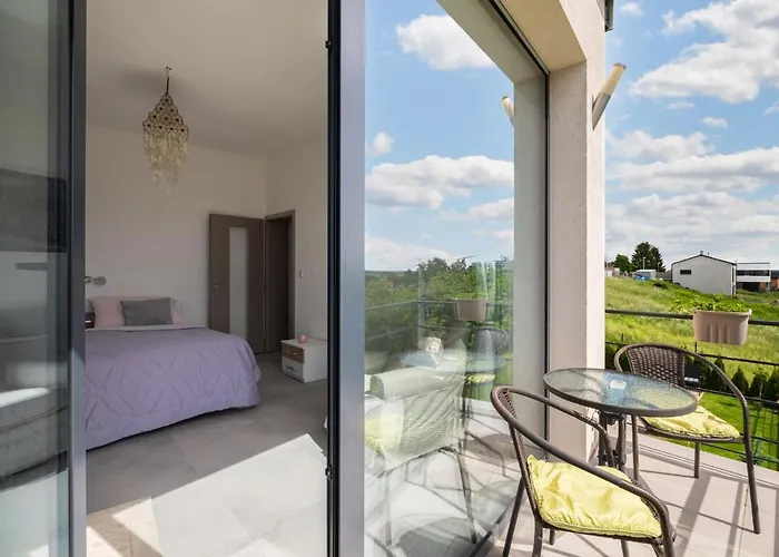 By Interhome * Lány