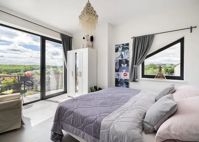 By Interhome Apartamento