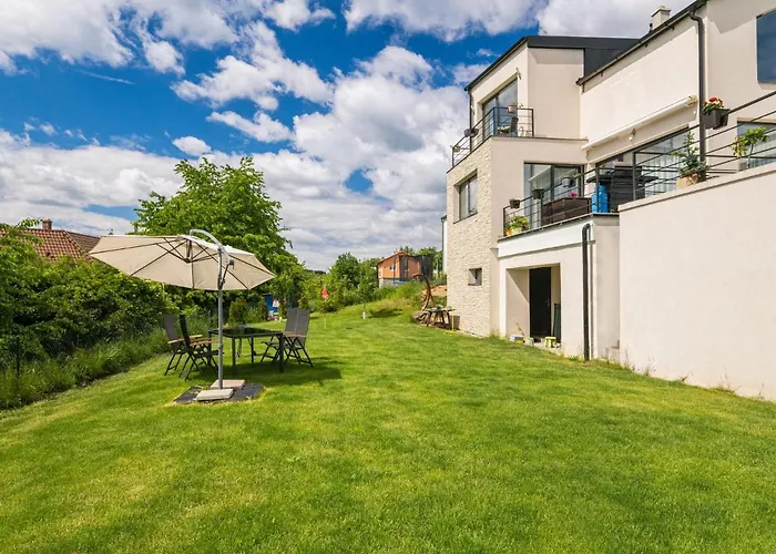 By Interhome Apartamento Lány